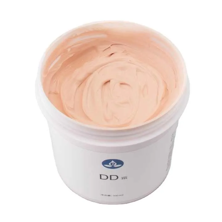 كريم أساس تبييض الوجه -Whitening face foundation