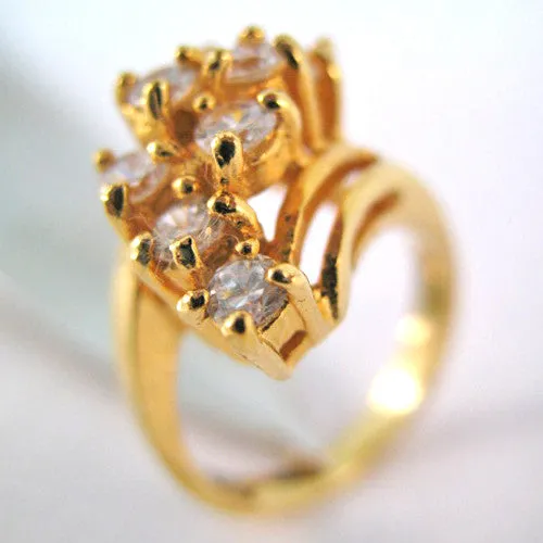 Womens Yellow GOLD Tone RING size 5 Crystal Glass Stones CLUSTER Stone Jewelries